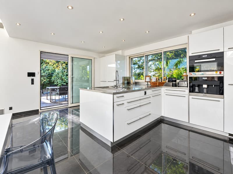 Exceptional villa with lift and indoor pool – 5 minutes from Basel (14)