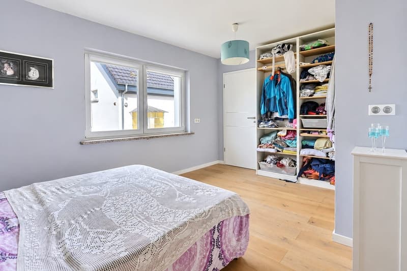 Renoviertes Einfamilienhaus in Village-Neuf: 160 m², 960 m² Grundstück, Südlage, Vollkeller (21)