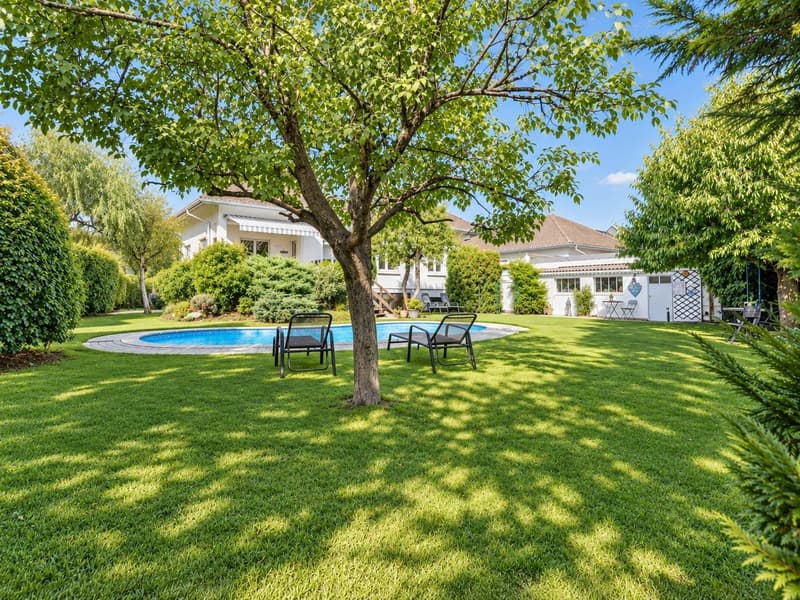 Kembs-Loechlé – Family Home with Swimming Pool and Landscaped 1,098 m² Garden (2)