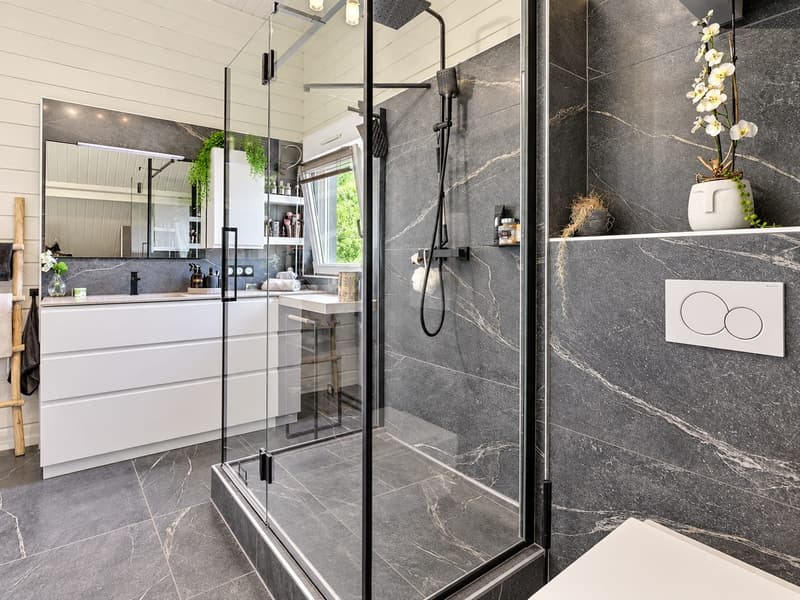 Contemporary 160 m² chalet on 1.56 hectares of land with equestrian facilities (25)