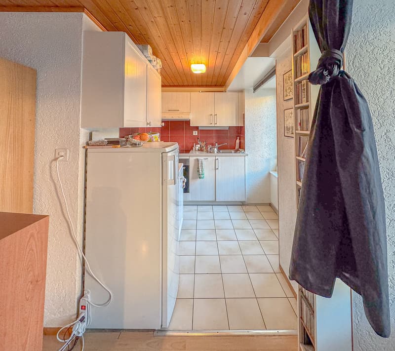 Appartement au rez inférieur - cuisine agencée