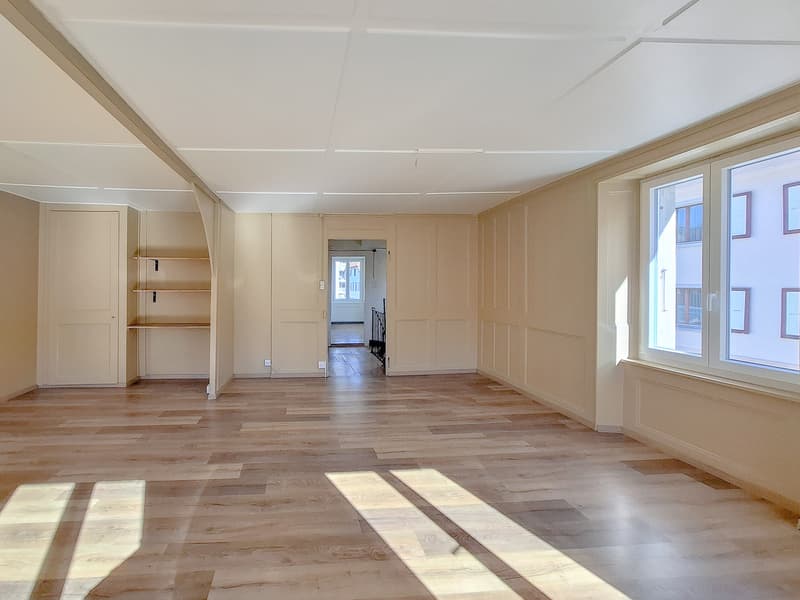 1er étage - grande chambre lumineuse