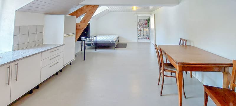 Studio d'env. 30 m2   Idéal pour étudiant/e (3)