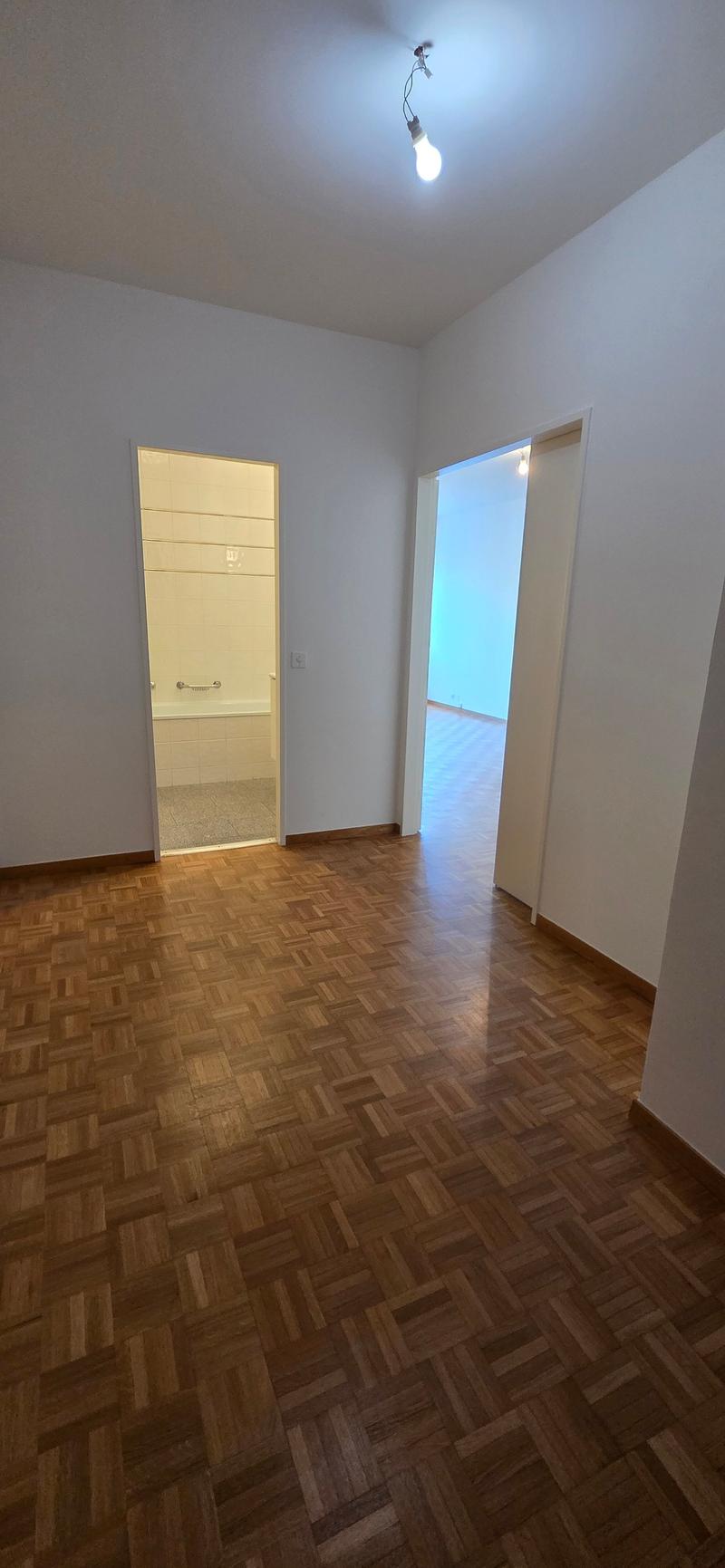 Gradelle 18, Appartement de 2 pièces au 3ème. (4)