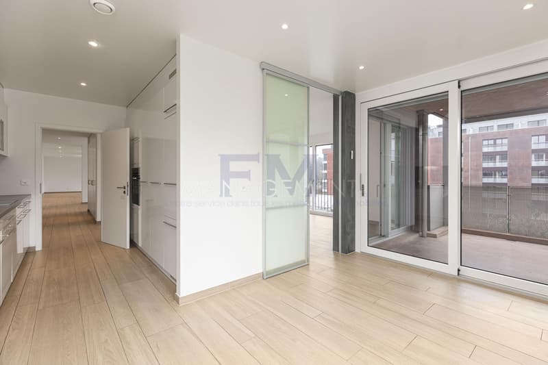 Ch. du Velours, Appartement 9 pièces au 3ème étage (4)