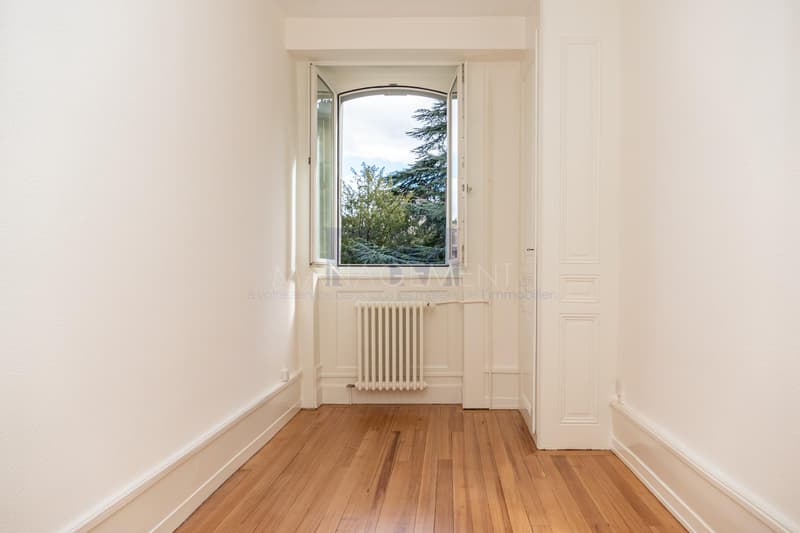Florissant, Bvd des Tranchées, 4 pcs, 3ème étage, env 90m2 (4)