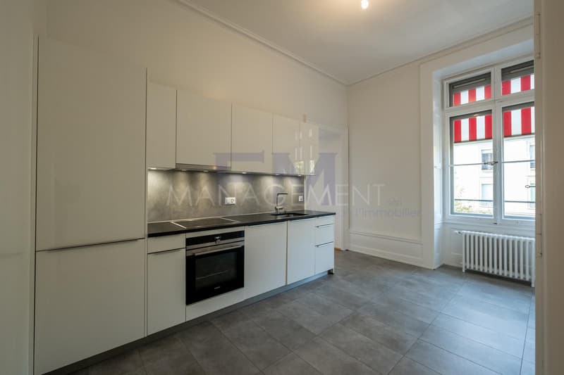 Rue Jean-Gabriel Eynard - 3,5 pièces d'env. 76 m² au 2ème étage (2)