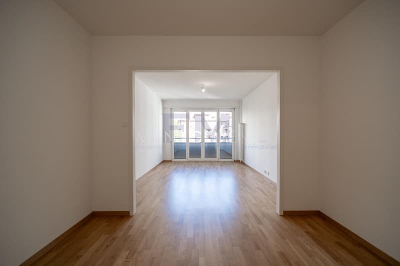 Avenue De-Luserna - 5 pièces d'env. 84 m² au 3ème étage (2)