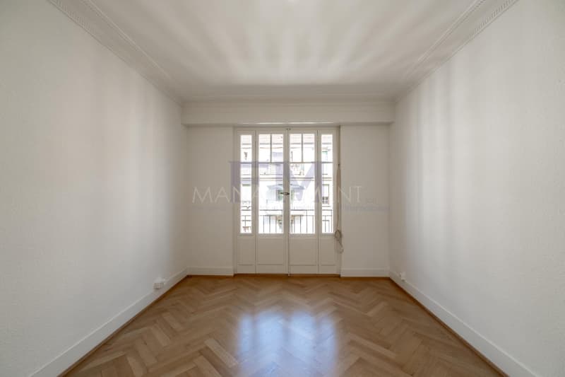 Rue des Lilas - 4 pièces d'env. 64 m² au 4ème étage (2)