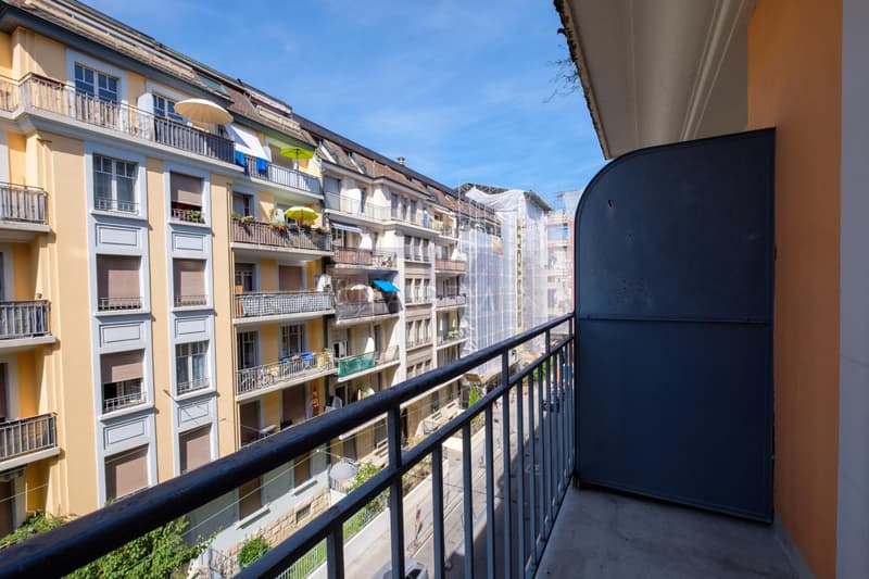 Rue des Lilas - 4 pièces d'env. 64 m² au 4ème étage (2)