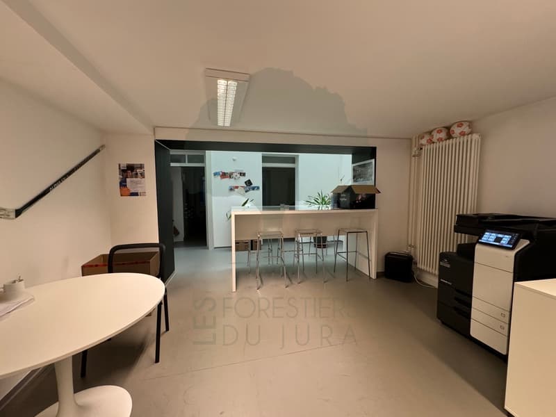 Surface de bureaux en vieille ville de Porrentruy (6)