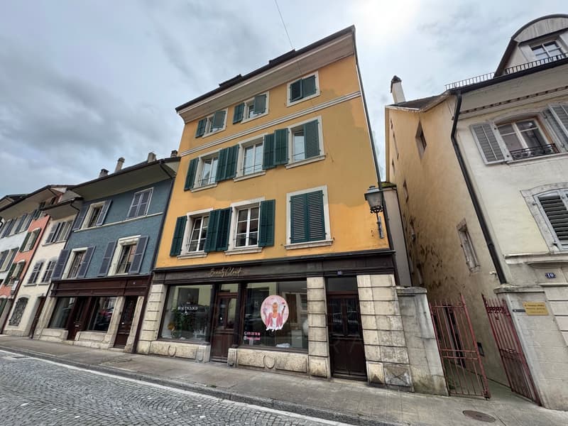 À VENDRE - Immeuble en vieille ville de Porrentruy (2)