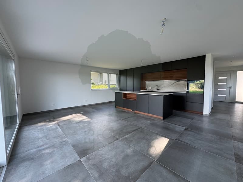 Magnifique maison neuve disponible maintenant à Courtételle (5)
