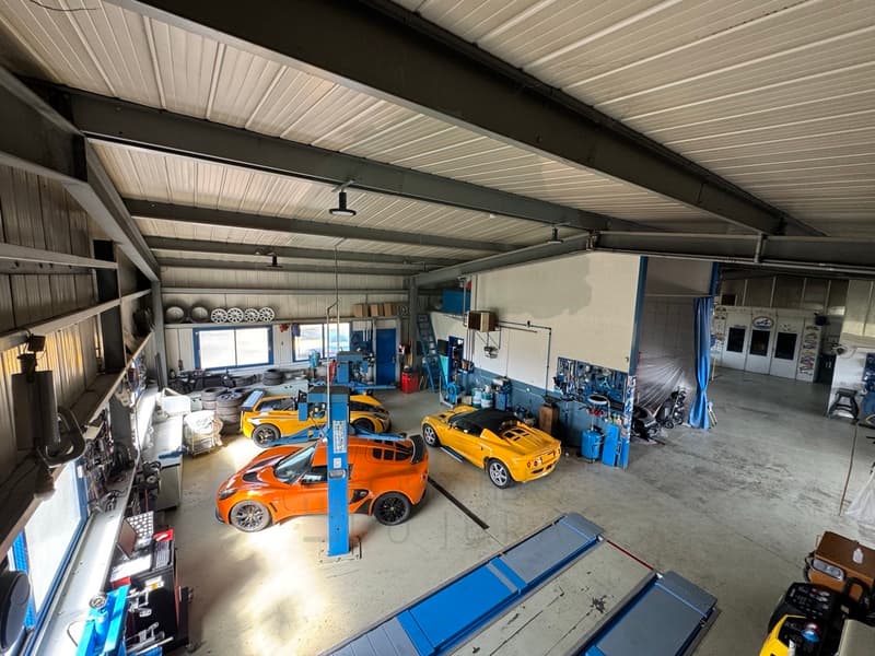 Garage et carrosserie à Fahy avec station de lavage (7)
