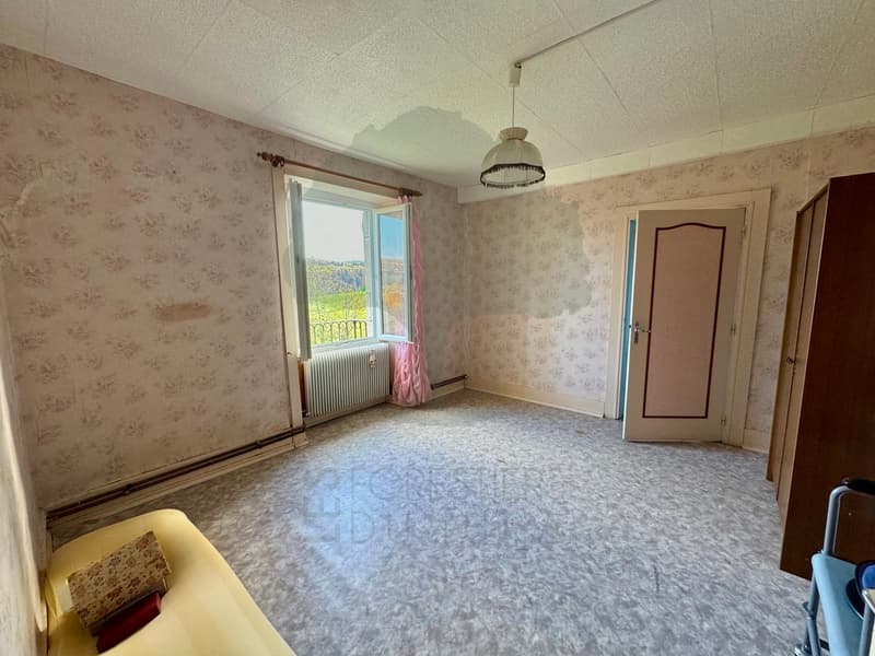 Maison avec vue imprenable proche de la frontière (13)