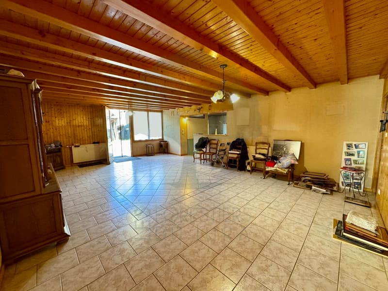 Maison avec vue imprenable proche de la frontière (6)