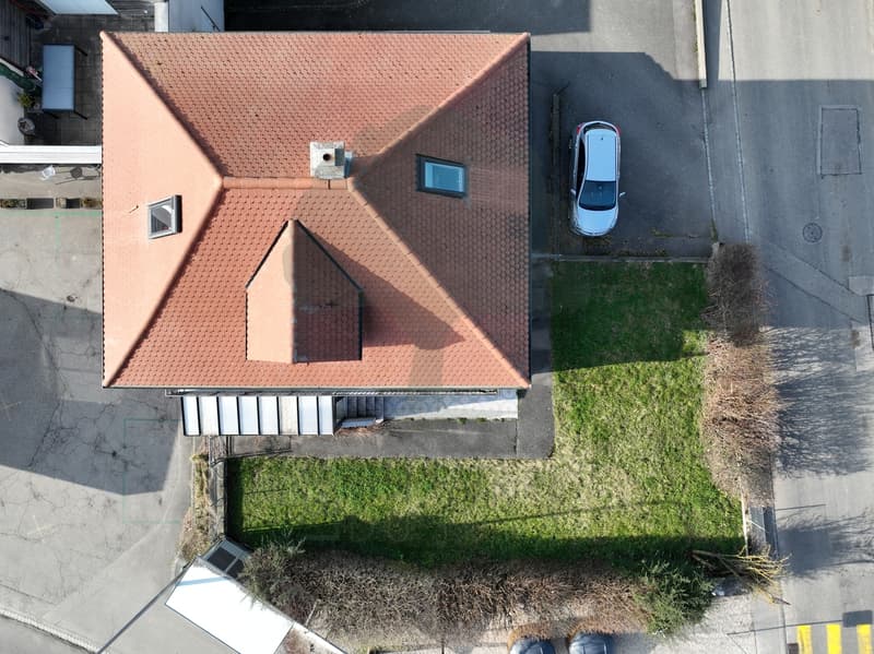 Maison locative composée de trois appartements à Cornol (4)