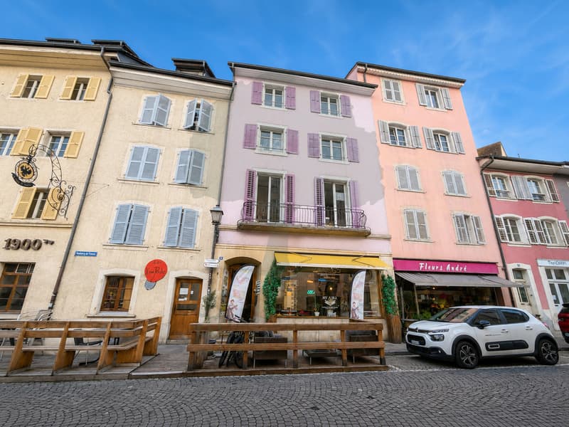 Immeuble de rendement mixte au coeur de la vieille ville de Porrentruy (1)