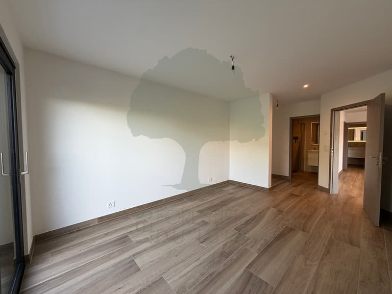 Magnifique appartement de standing de 4,5 pièces avec terrasse, jardin (12)