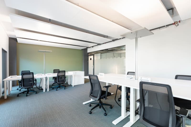 Professionelle Büroräume in Spaces R2 Tower zu komplett flexiblen Bedingungen (1)