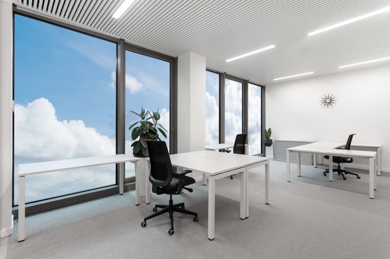 Voll ausgestattete private Büroräume für dich und dein Team in Spaces Grosspeter Tower (1)