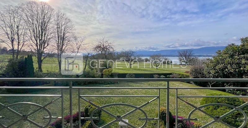 Magnifique villa avec vue sur le lac (1)
