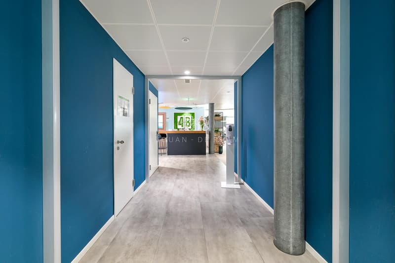 700 m2 de bureaux à louer dans un immeuble moderne (11)
