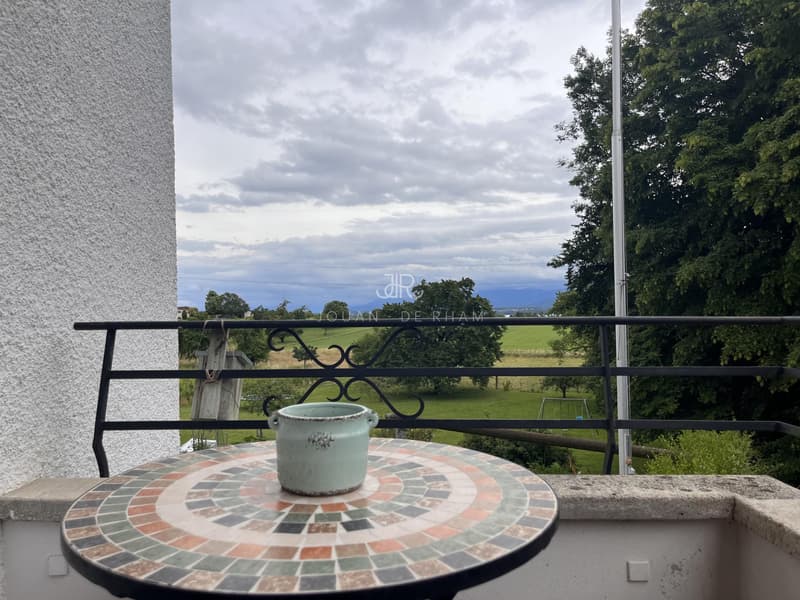 Grand appartement avec vue lac et 4 chambres à louer à Chataigneriaz (9)
