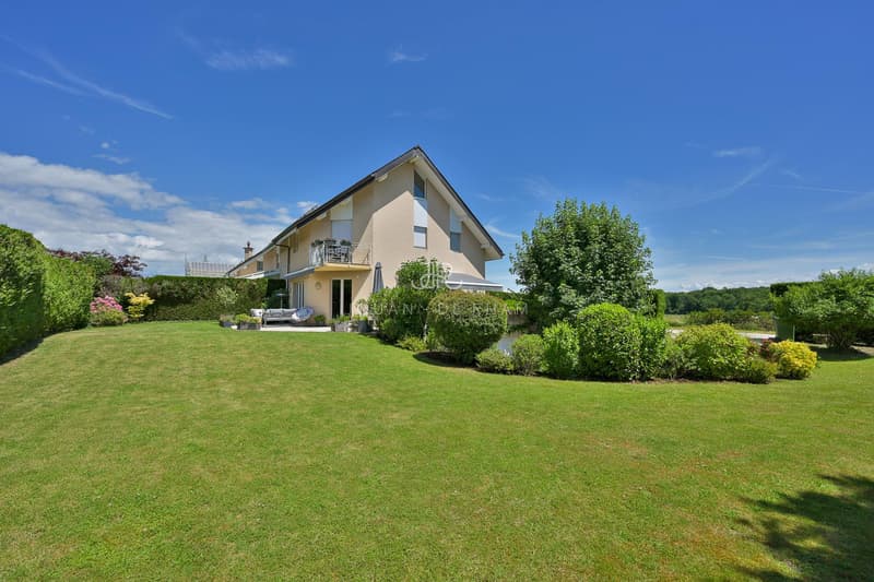 Bogis-Bossey | Villa jumelle au calme en Terre Sainte (3)