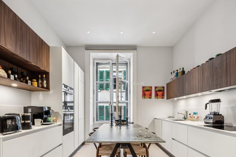 Appartement de caractère au coeur de la Vieille-Ville (6)