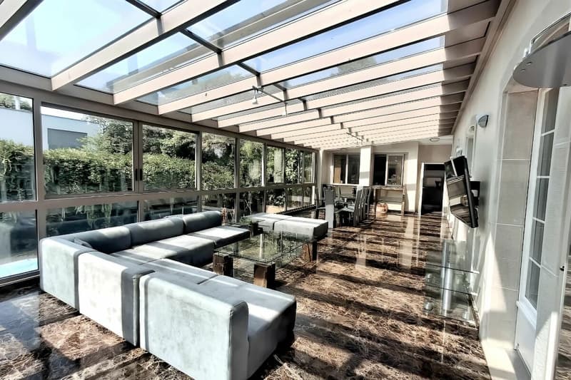 À louer - Magnifique maison Individuelle avec Piscine à Collonge-Bellerive (2)