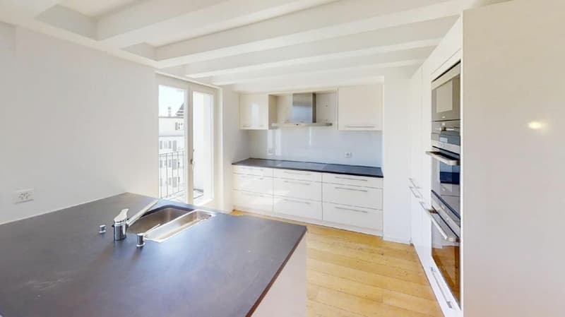Appartement en attique à louer au centre-ville (9)