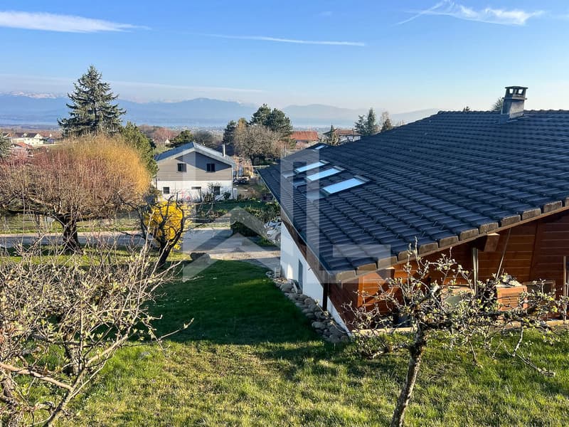 Coquet chalet avec vue - quartier prisé (5)