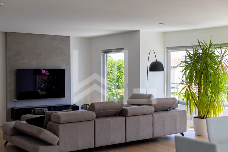 Propriété contemporaine avec vue (3)