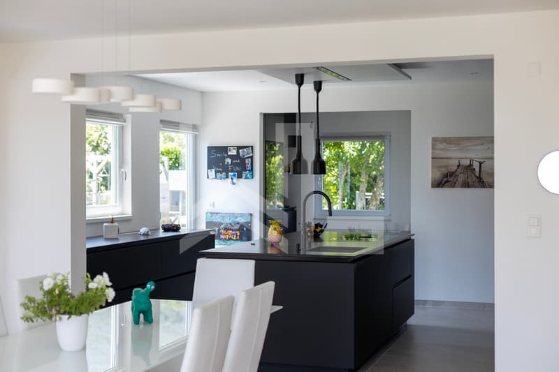 Propriété contemporaine avec vue (5)