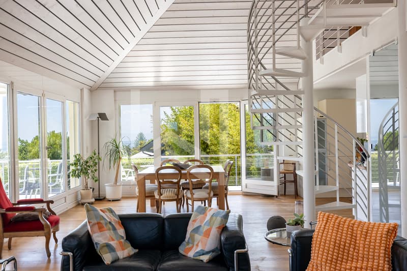 Superbe propriété contemporaine avec vue panoramique (4)