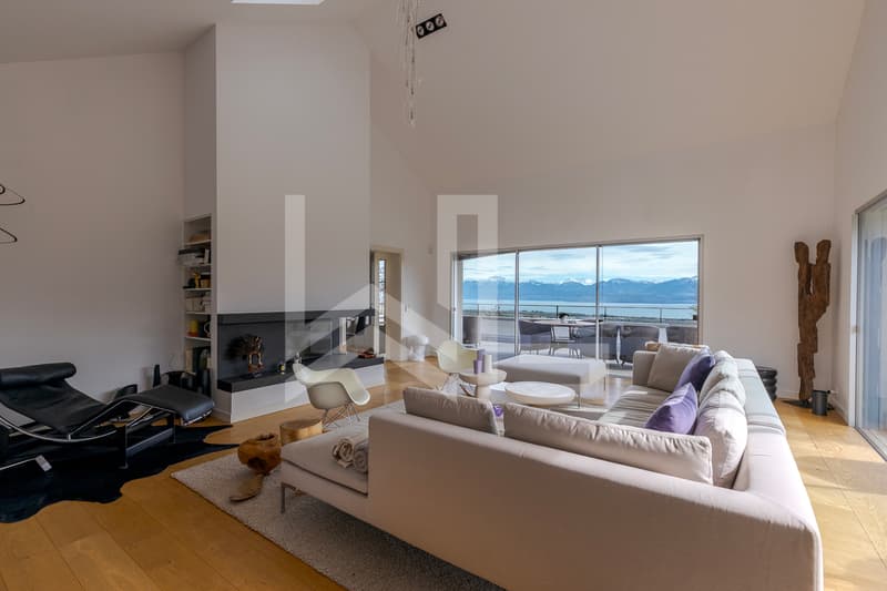 Propriété plein de charme avec vue- quartier calme (4)