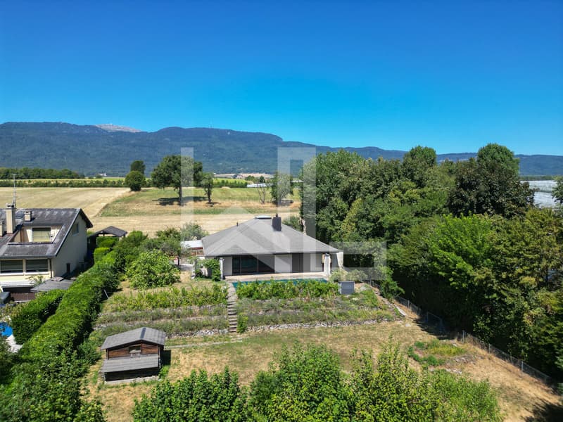 Villa individuelle à rénover (1)