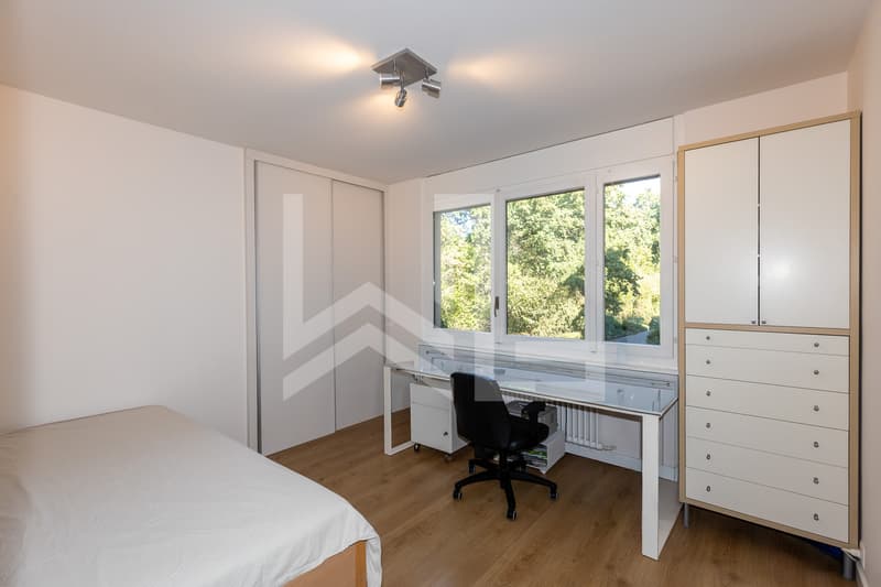 Appartement traversant avec jardin commun à 2 pas de la gare (8)