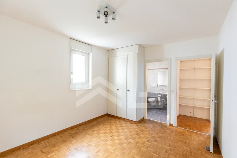Magnifique duplex au coeur du prestigieux Domaine Impérial (7)