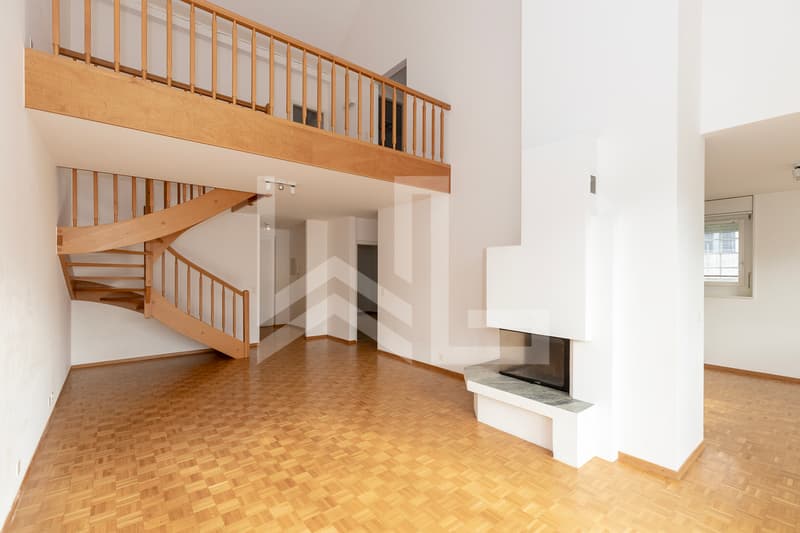 Magnifique duplex au coeur du prestigieux Domaine Impérial (2)