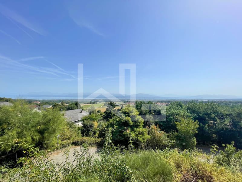 Jolie villa avec vue (1)