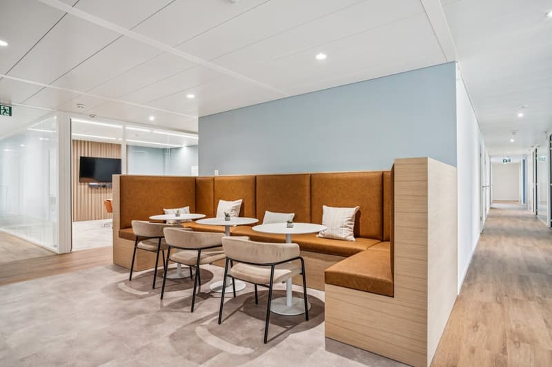 Superbes bureaux neufs et entièrement équipés (9)