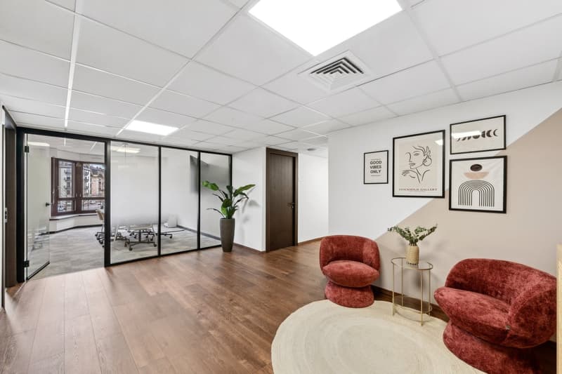 Très beau bureau moderne et équipé à Florissant (6)