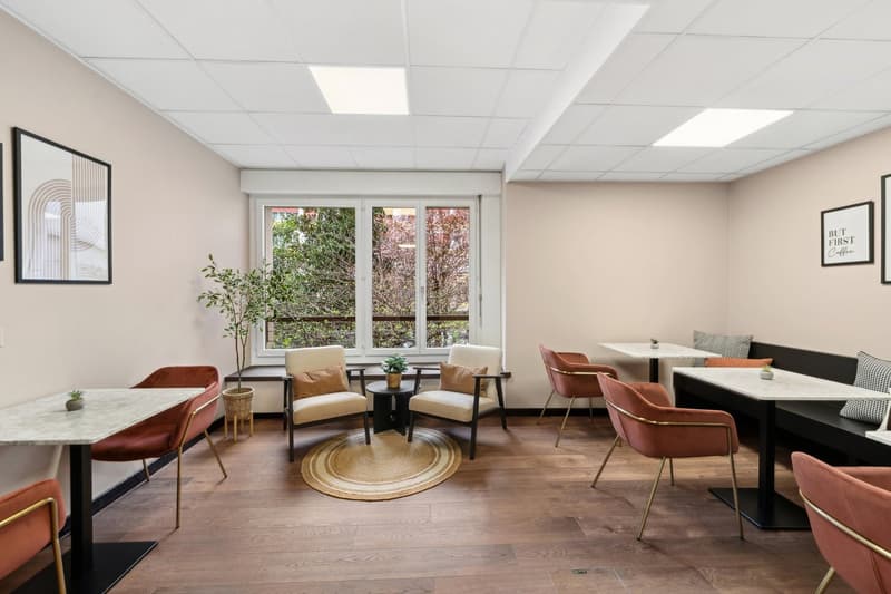 Très beau bureau moderne et équipé à Florissant (9)