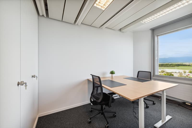 Superbes bureaux équipés dans un immeuble emblématique (5)