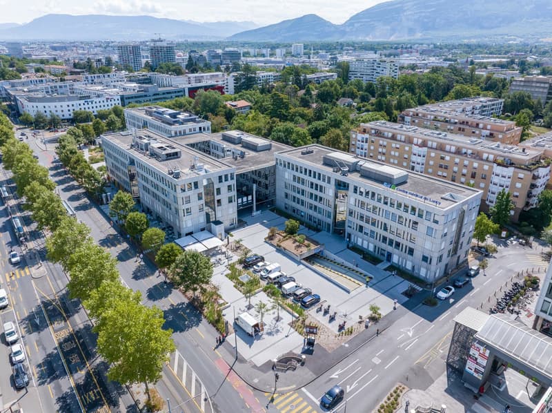 Bureau élégant et lumineux pour 1 à 3 personnes (15)
