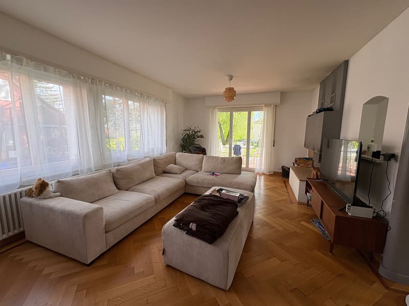 Magnifique villa individuelle de 7 pièces à Echandens (5)