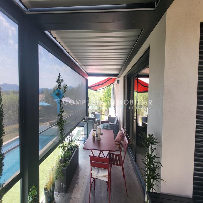 FRANCE: Magnifique villa contemporaine en viager occupé avec rente. (5)