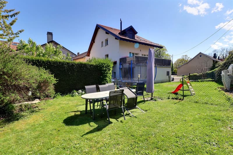Jolie maison de village en viager occupé sans rente (13)